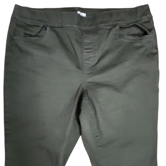 Evri Jegging Pants Jeans Womens Size 18W Solid All Green Pull On with Pockets - Picture 2 of 6